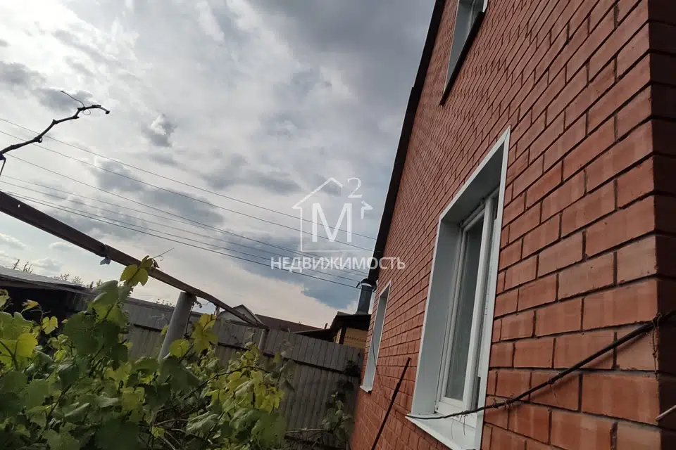 Продаётся 2-этажный дом, 170 м²