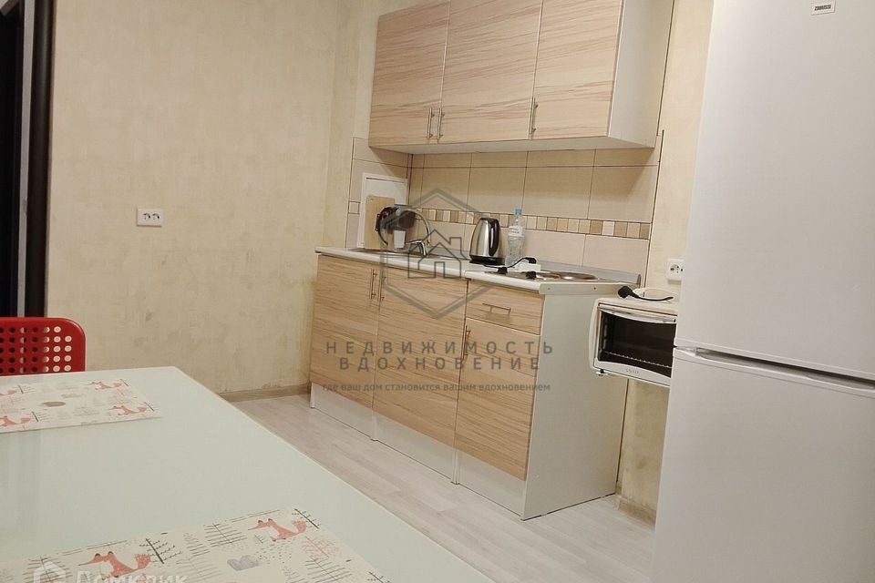 Сдаётся 1-комнатная квартира, 38 м²