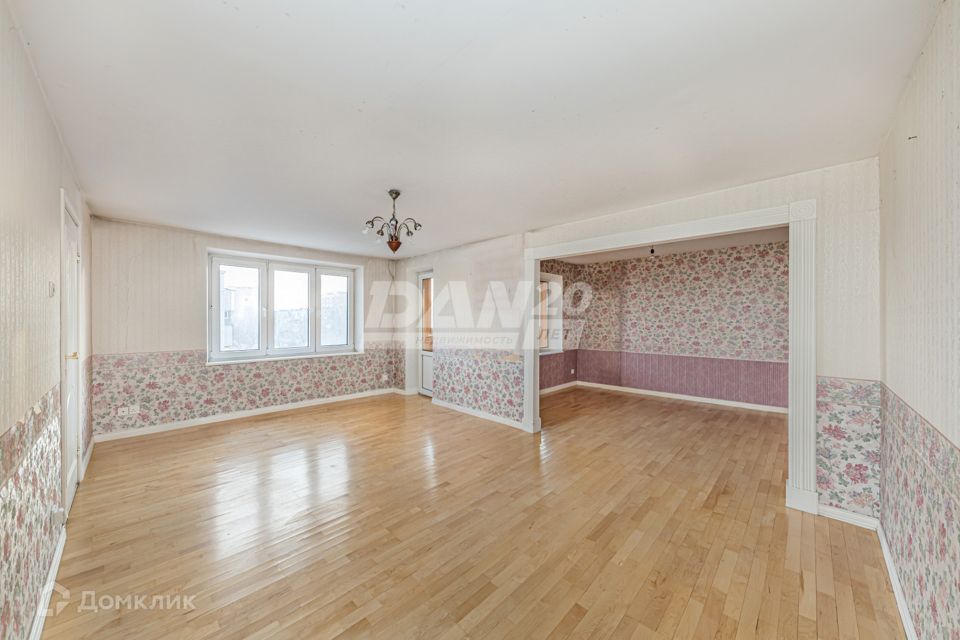 Продаётся 5-комнатная квартира, 112 м²