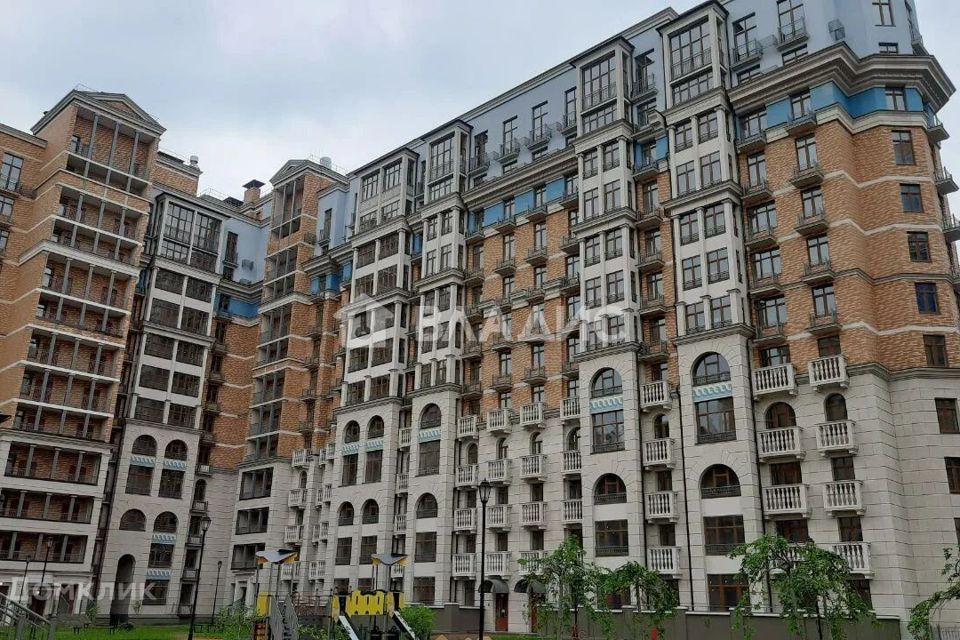 Продаётся 2-комнатная квартира, 55.4 м²