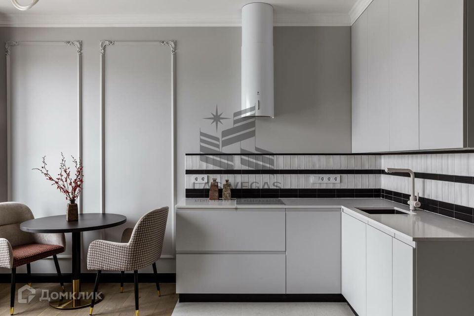 Сдаётся 1-комнатная квартира, 43 м²