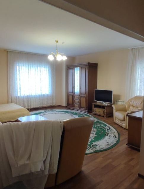 Сдаётся 1-комнатная квартира, 60 м²
