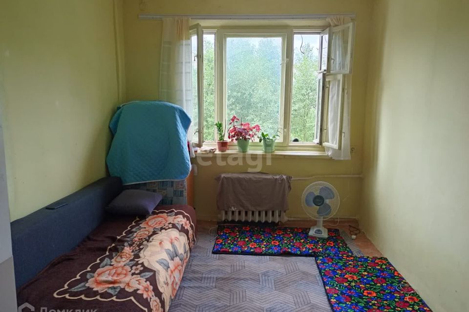 Продаётся комната в 1-комн. квартире, 14 м²
