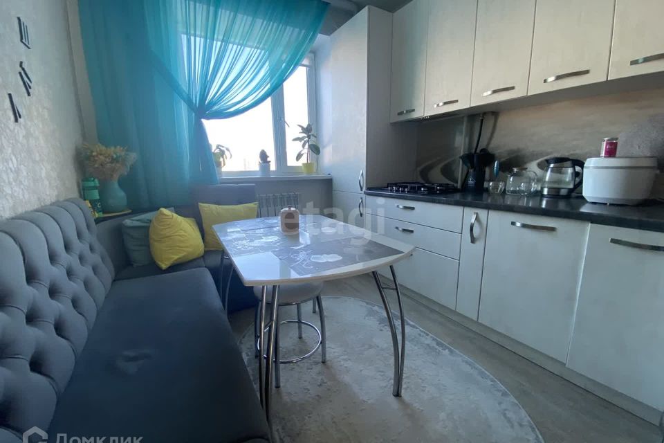 Продаётся 2-комнатная квартира, 56 м²
