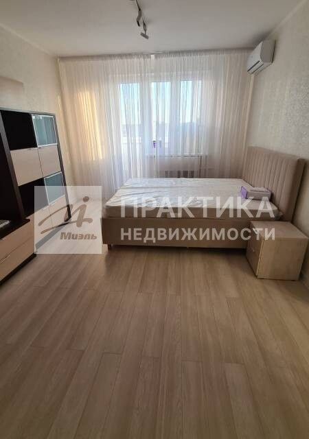 Сдаётся 1-комнатная квартира, 42 м²