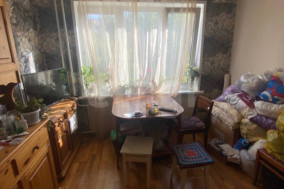 Продаётся комната в 4-комн. квартире, 15 м²