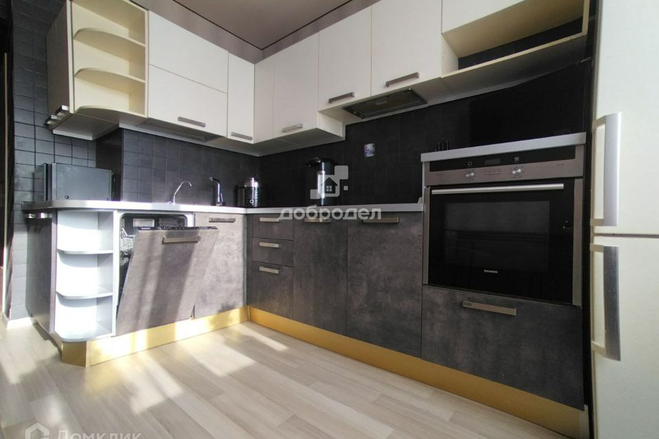 Продаётся 2-комнатная квартира, 56 м²