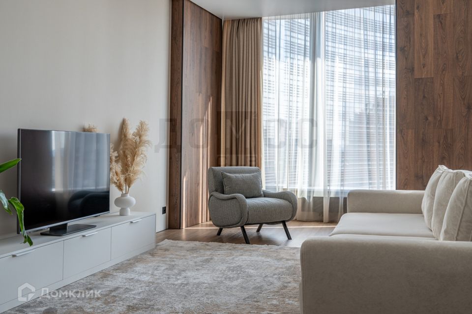 Сдаётся 1-комнатная квартира, 93.8 м²