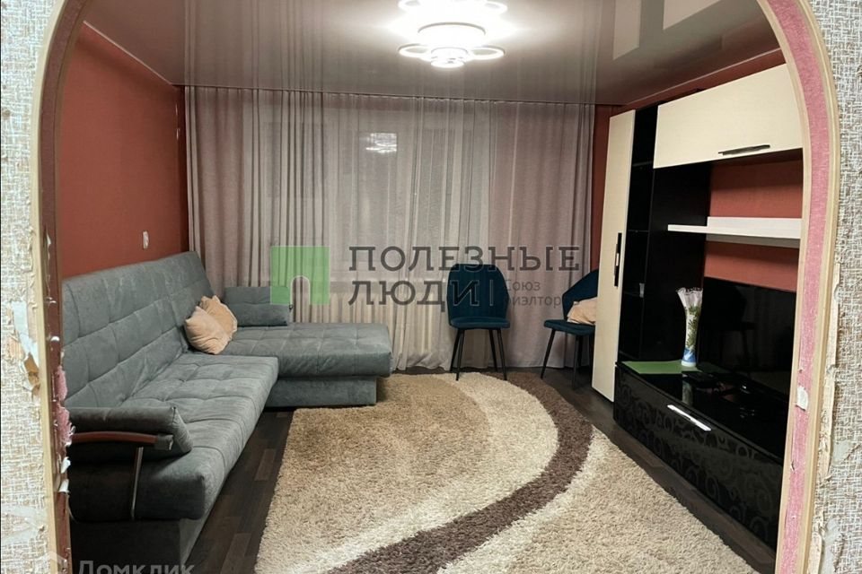 Продаётся 4-комнатная квартира, 74 м²