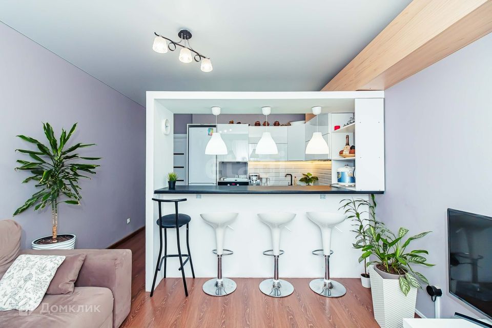 Продаётся 1-комнатная квартира, 49.5 м²