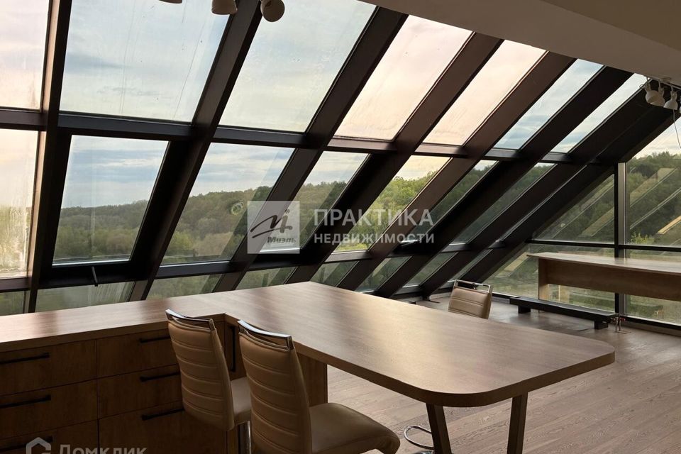 Продаётся 3-комнатная квартира, 95.8 м²