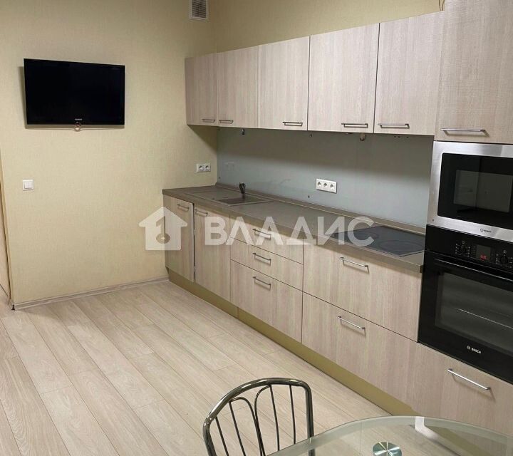 Продаётся 1-комнатная квартира, 43.2 м²