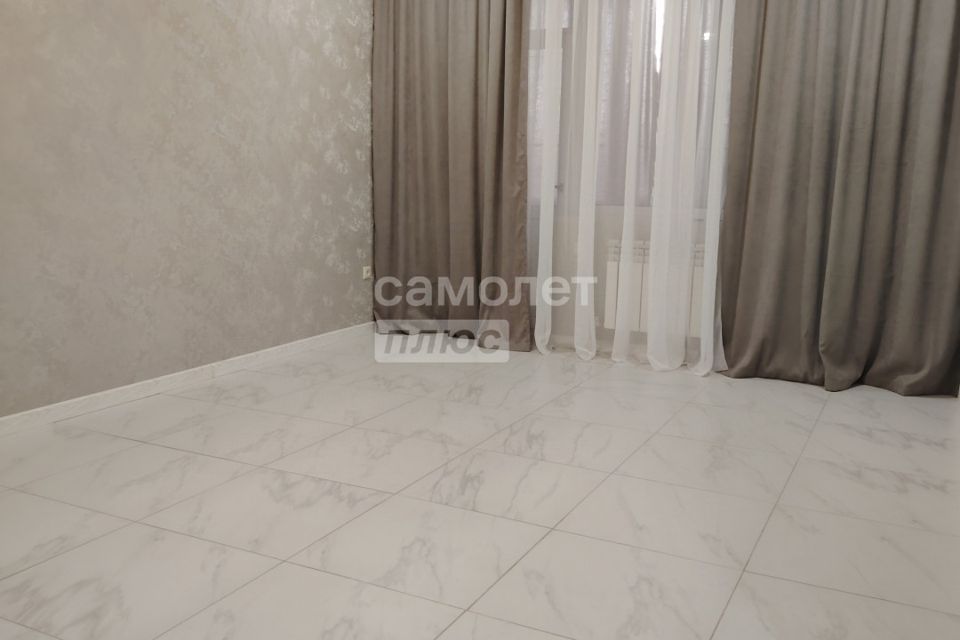 Сдаётся 1-комнатная квартира, 46 м²