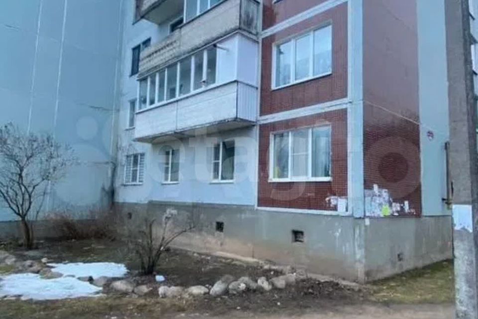 Продаётся 4-комнатная квартира, 79.6 м²