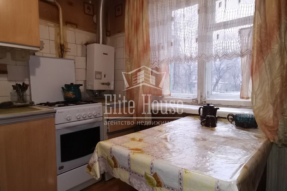 Продаётся 3-комнатная квартира, 57 м²