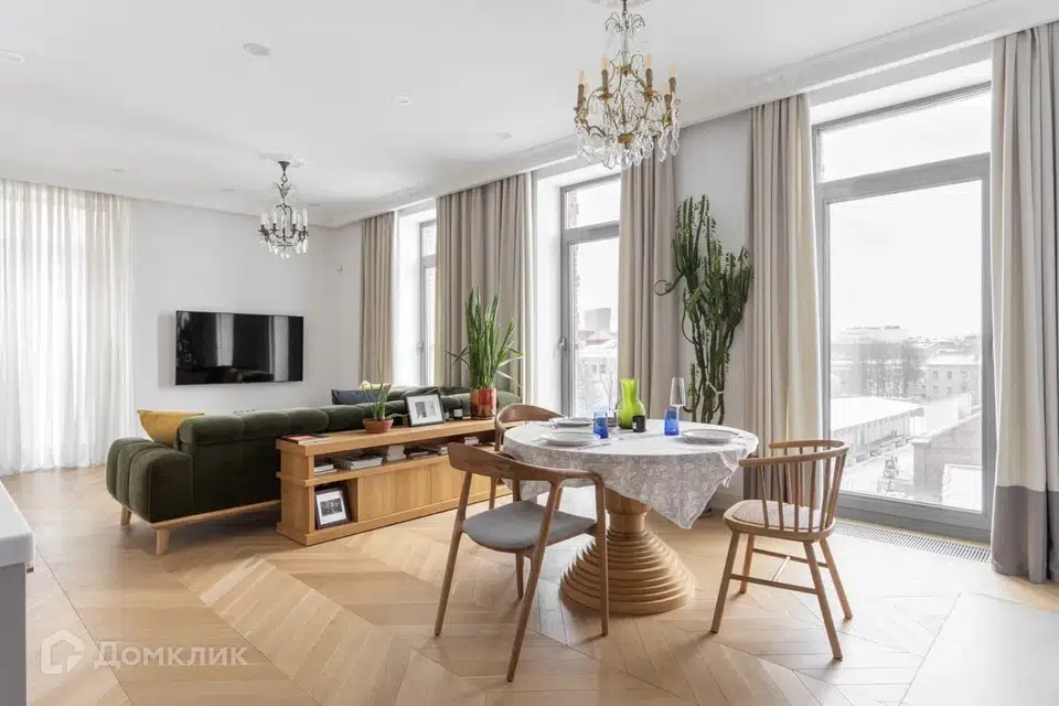 Продаётся 2-комнатная квартира, 96 м²