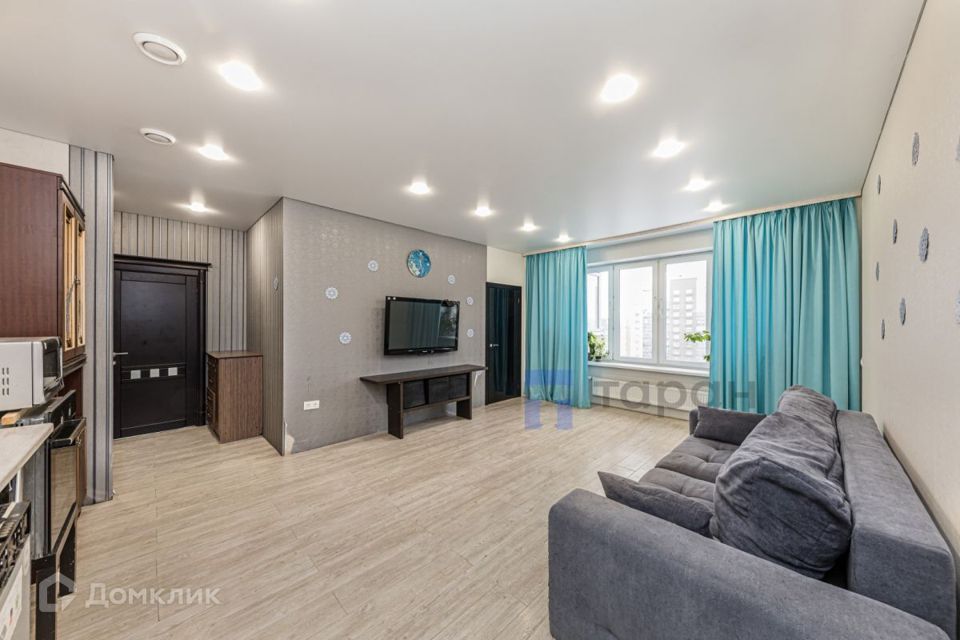 Продаётся 2-комнатная квартира, 71.5 м²