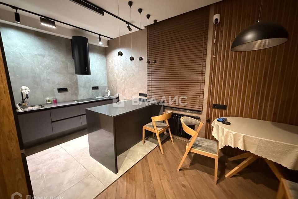 Продаётся 2-комнатная квартира, 64.5 м²