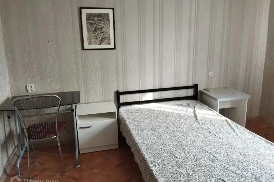 Сдаётся 2-комнатная квартира, 55 м²