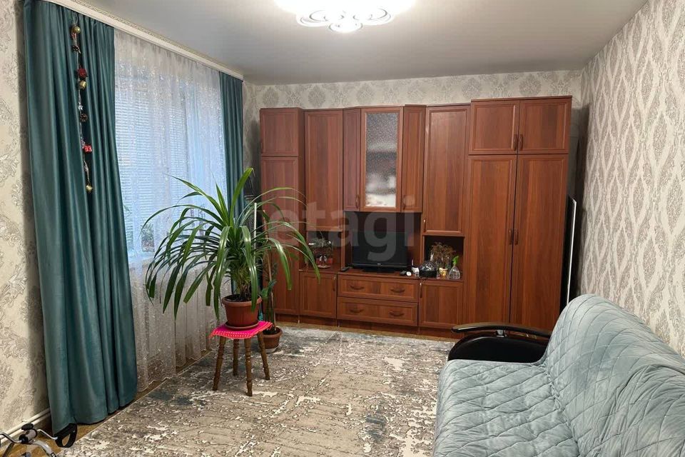 Продаётся 1-комнатная квартира, 41.2 м²