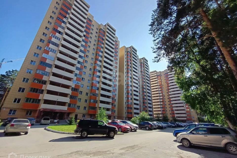 Продаётся 2-комнатная квартира, 64.15 м²