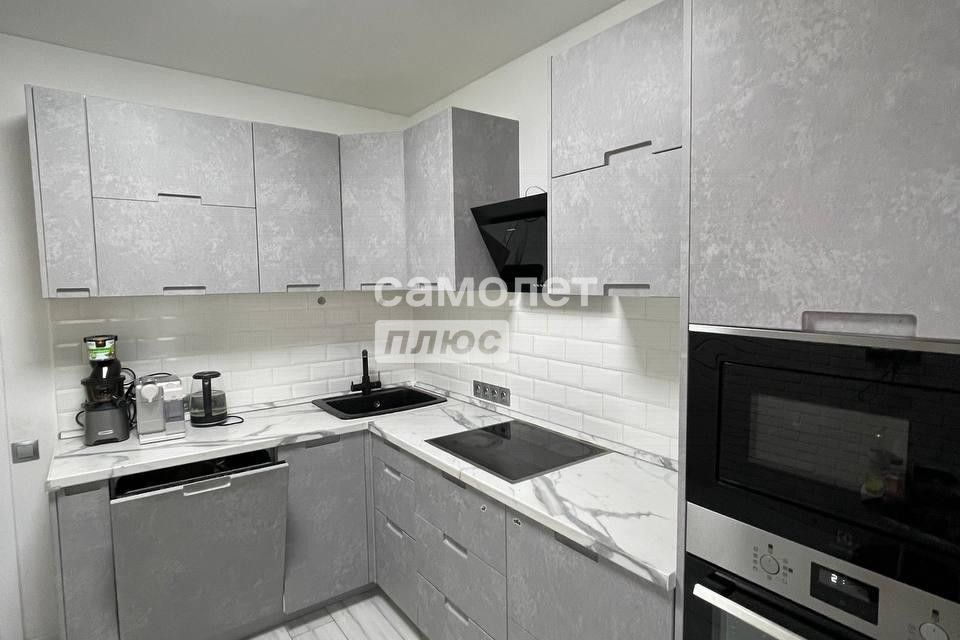 Продаётся 1-комнатная квартира, 38 м²