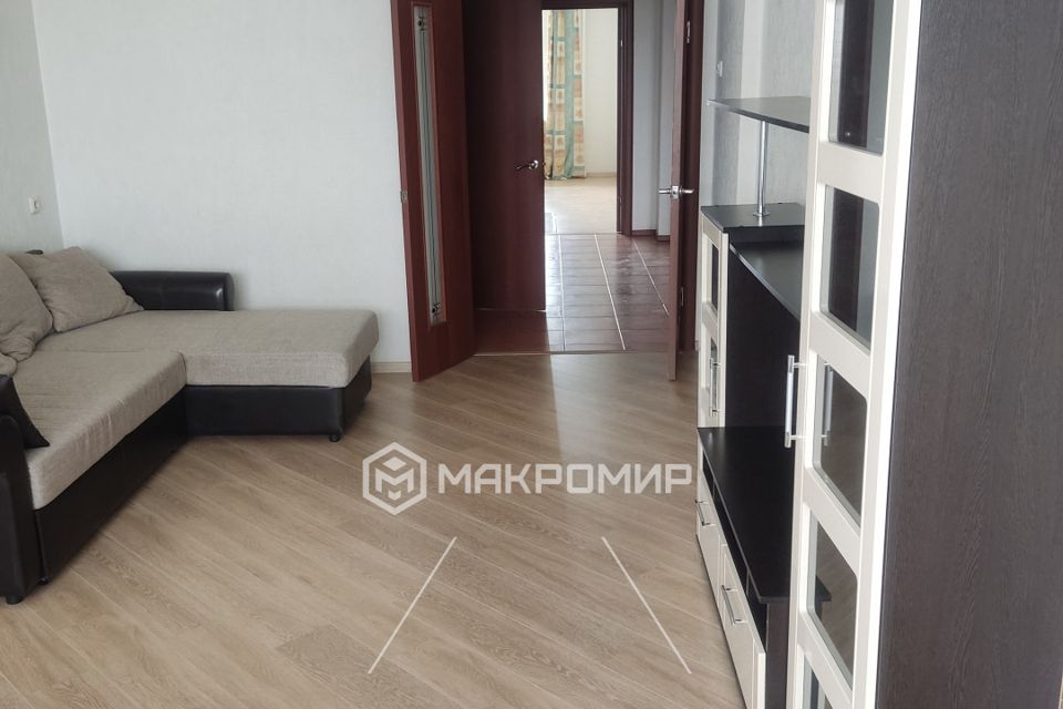 Сдаётся 2-комнатная квартира, 68.6 м²