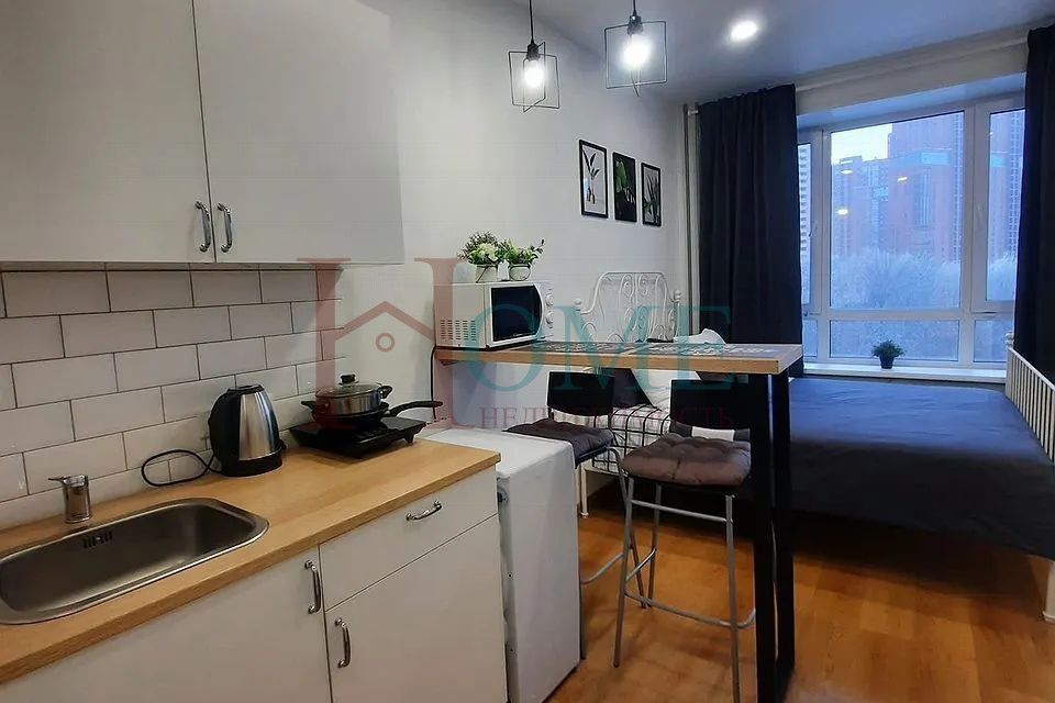 Сдаётся 1-комнатная квартира, 18 м²