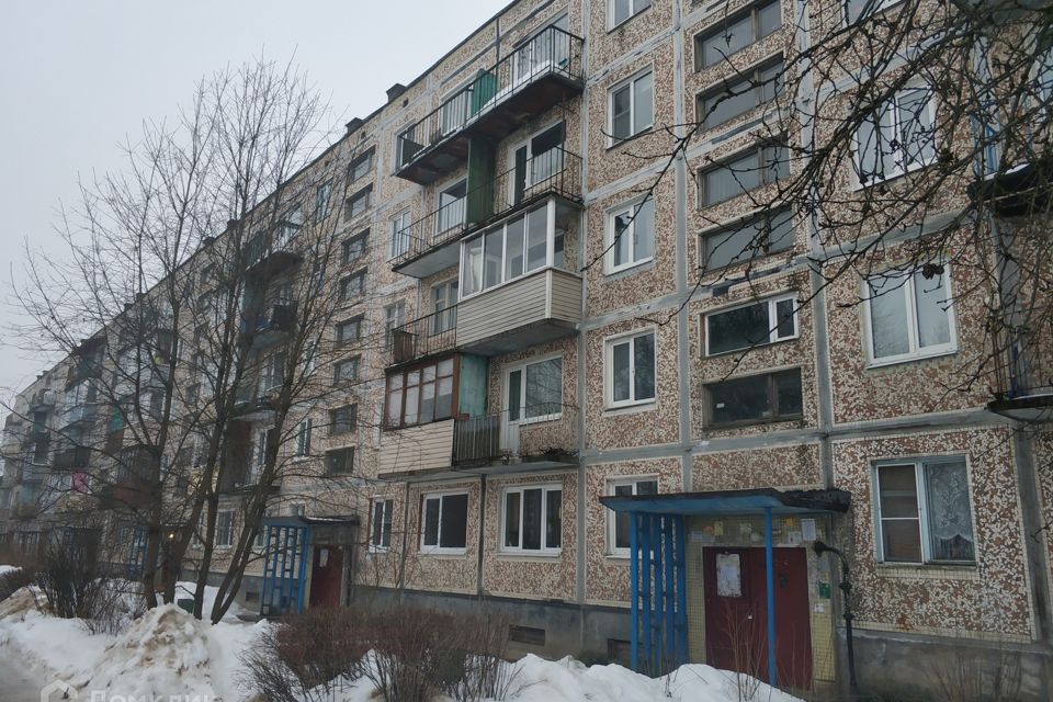 Продаётся 4-комнатная квартира, 62 м²