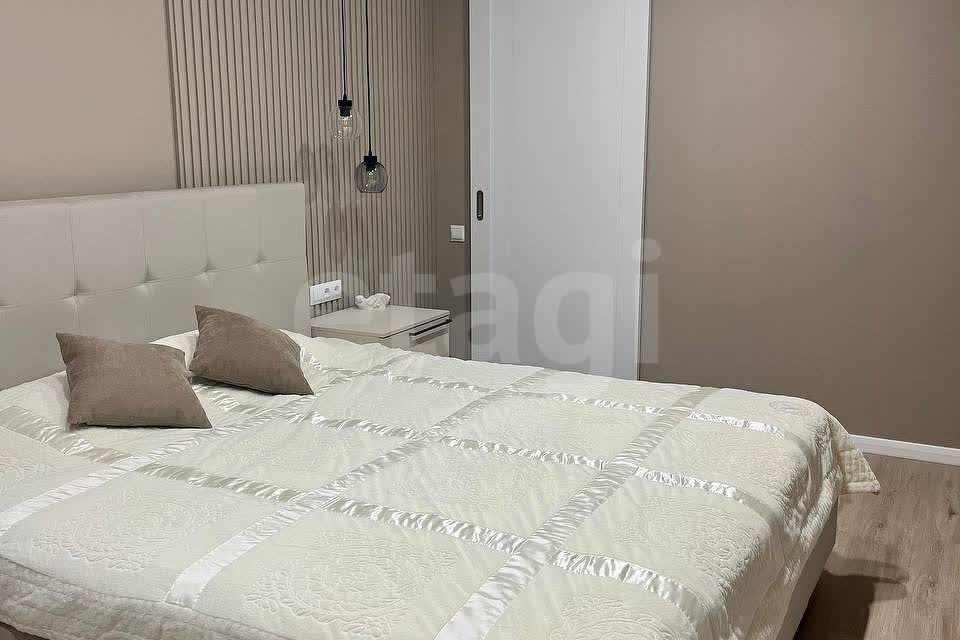 Продаётся 2-комнатная квартира, 69.9 м²