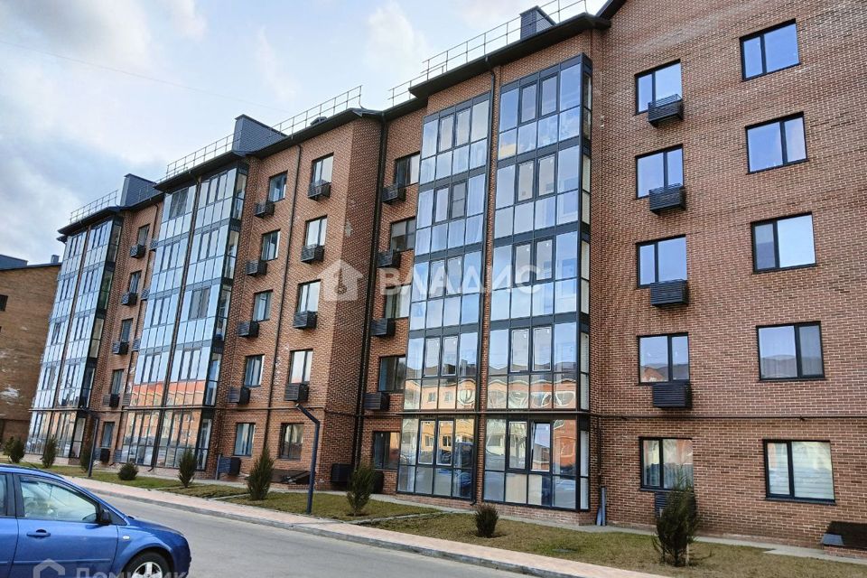 Продаётся 2-комнатная квартира, 75.2 м²