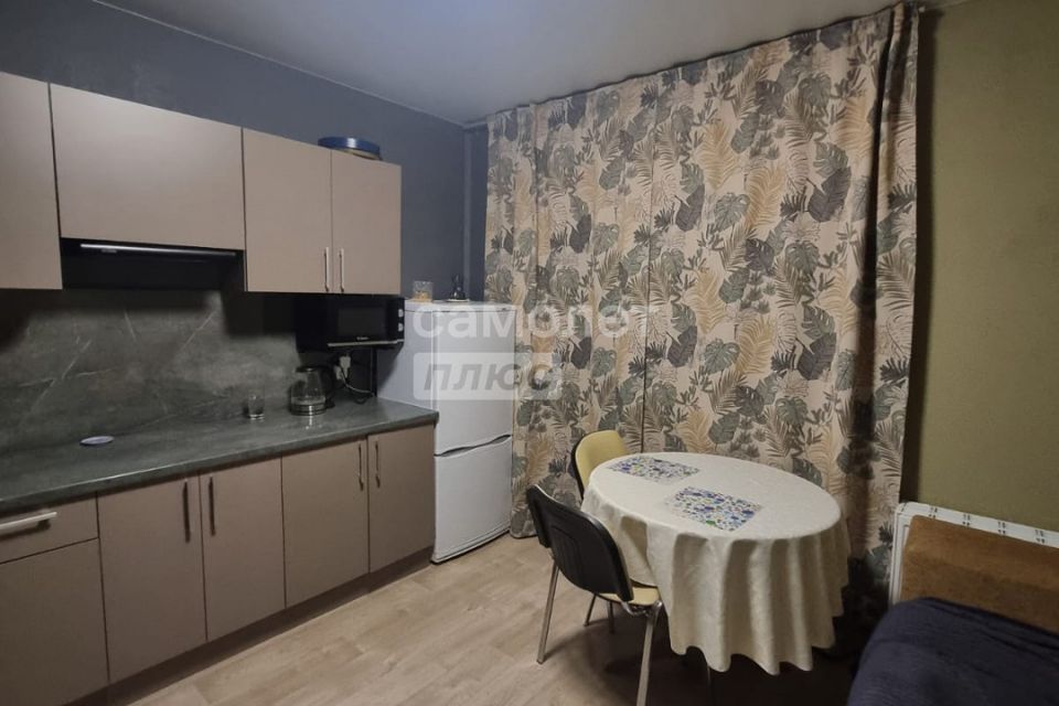 Продаётся 1-комнатная квартира, 37 м²