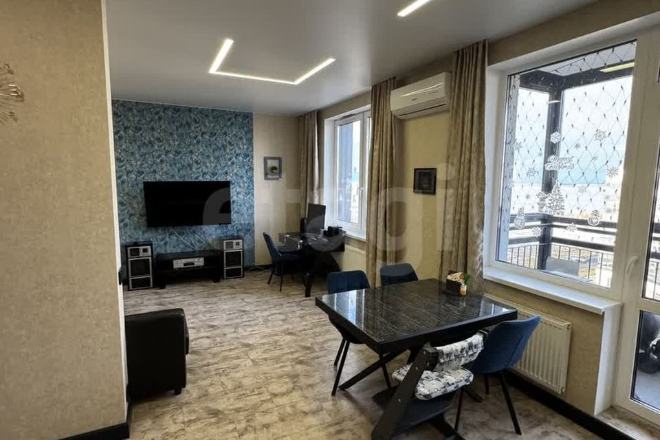 Продаётся 3-комнатная квартира, 79.7 м²