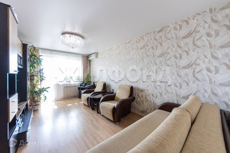 Продаётся 3-комнатная квартира, 76.4 м²