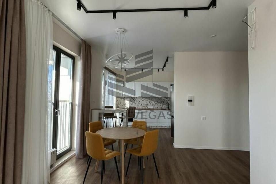 Сдаётся 2-комнатная квартира, 55 м²