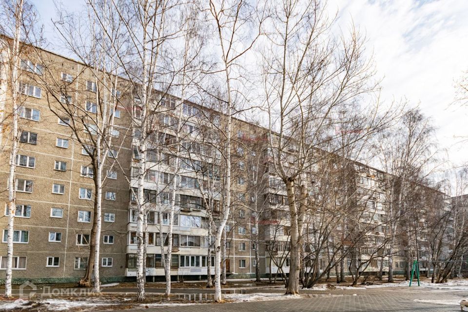 Продаётся 4-комнатная квартира, 64 м²