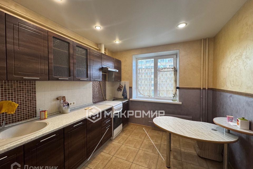 Продаётся 4-комнатная квартира, 81.7 м²