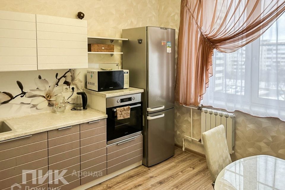 Сдаётся 2-комнатная квартира, 60 м²