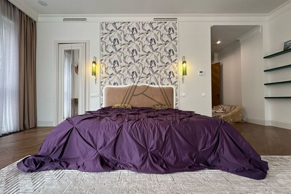 Сдаётся 2-комнатная квартира, 84 м²