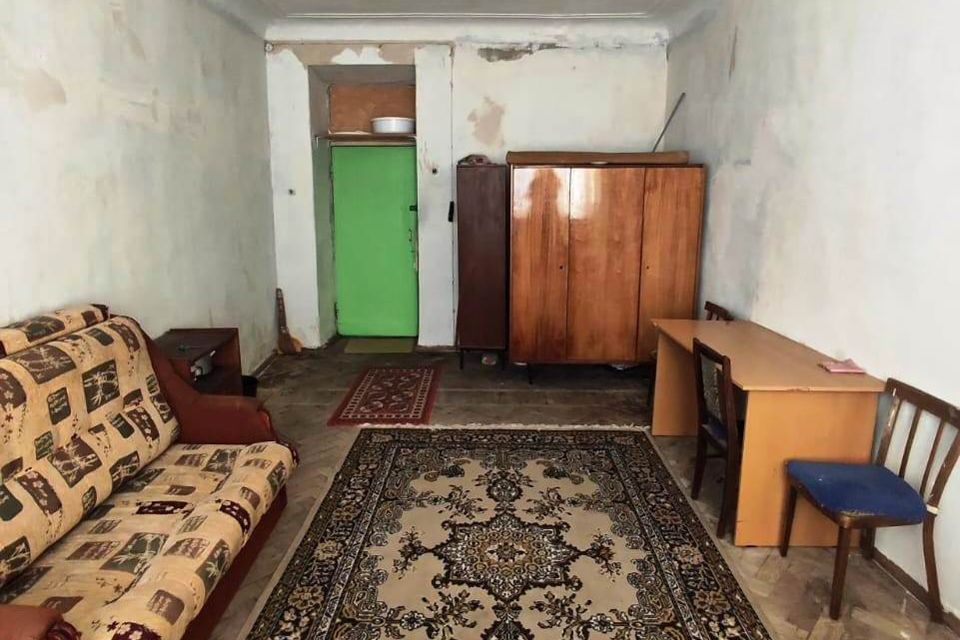 Продаётся комната в 19-комн. квартире, 22 м²