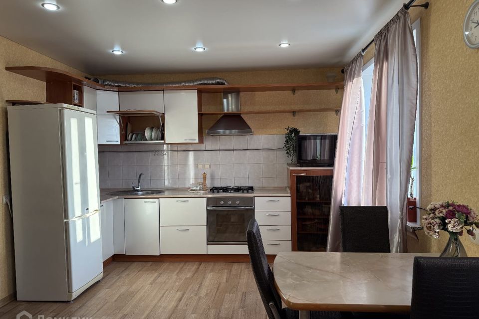 Продаётся 3-комнатная квартира, 69.1 м²