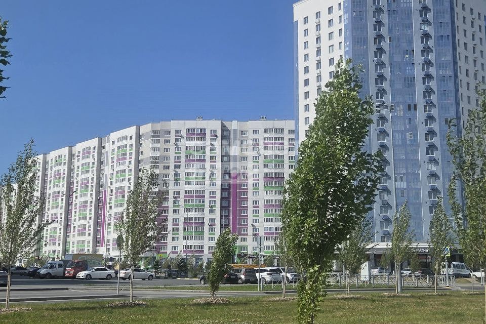 Продаётся 1-комнатная квартира, 40.7 м²