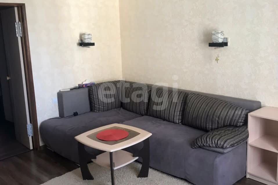 Продаётся 4-комнатная квартира, 72.9 м²
