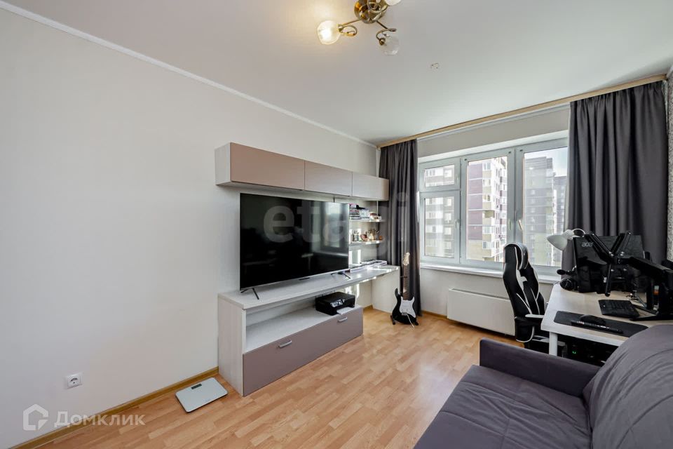 Продаётся 1-комнатная квартира, 40.7 м²