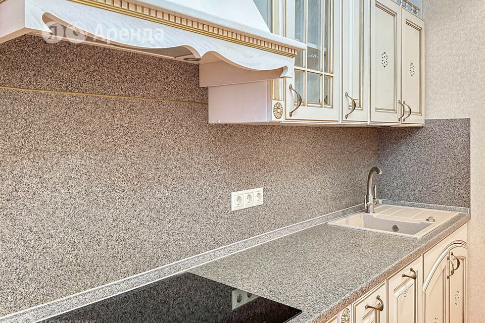 Сдаётся 1-комнатная квартира, 49 м²