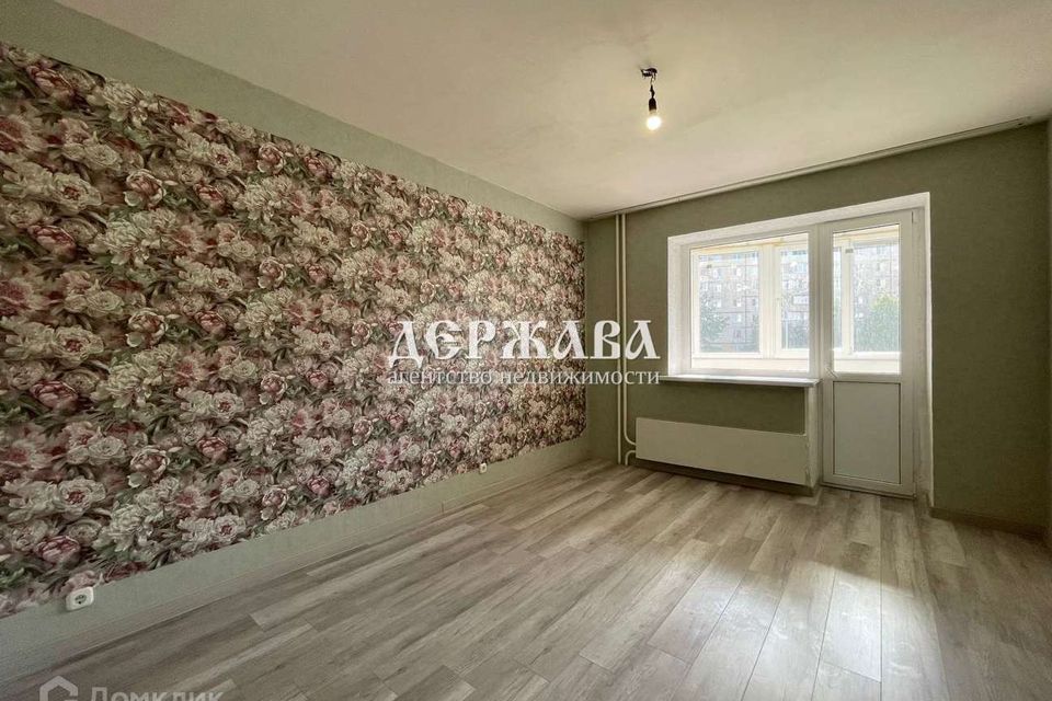 Сдаётся 2-комнатная квартира, 62.6 м²