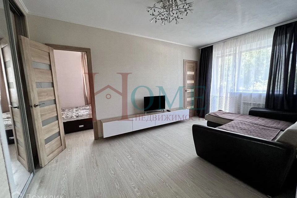 Сдаётся 2-комнатная квартира, 42 м²
