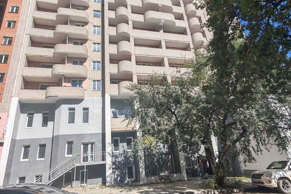 Продаётся 1-комнатная квартира, 61.7 м²