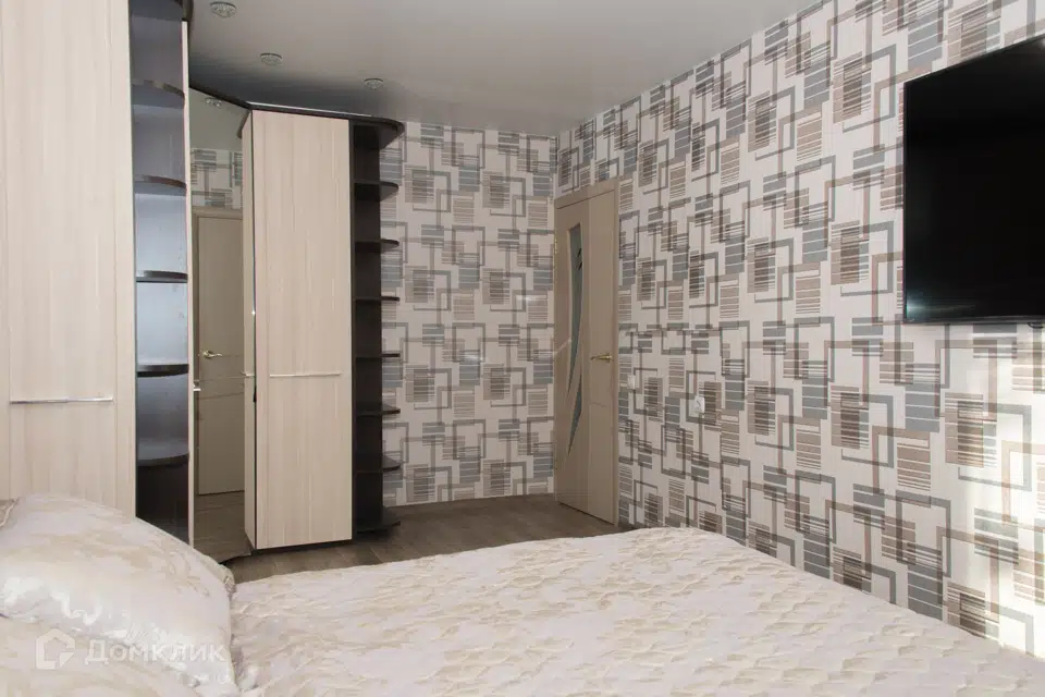 Продаётся 4-комнатная квартира, 86 м²