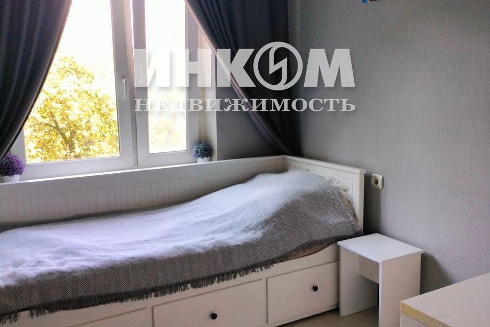 Продаётся 3-комнатная квартира, 56.8 м²